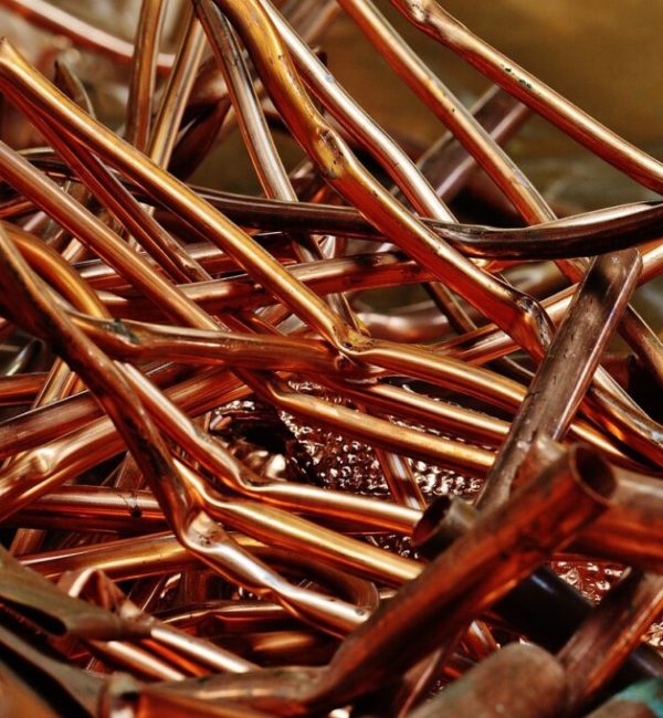 copper-thrash-metal-scrap-metal-1504098-1024x681